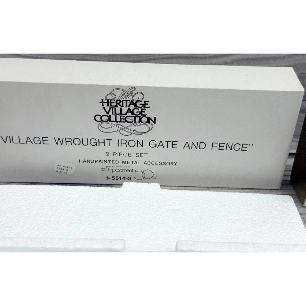 DEPT 56 HERITAGE VILLAGE COLLECTION WROUGHT IRON‎ GATE AND FENCE WITH EXTENSIONS